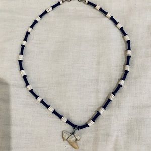 🦈 Shark tooth puka shells necklace 🦈